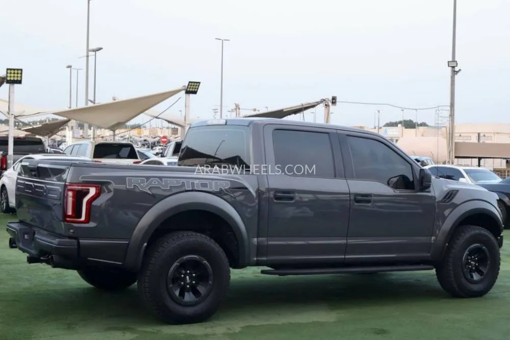 Ford F 150 2018 for Sale in Sharjah Image-3