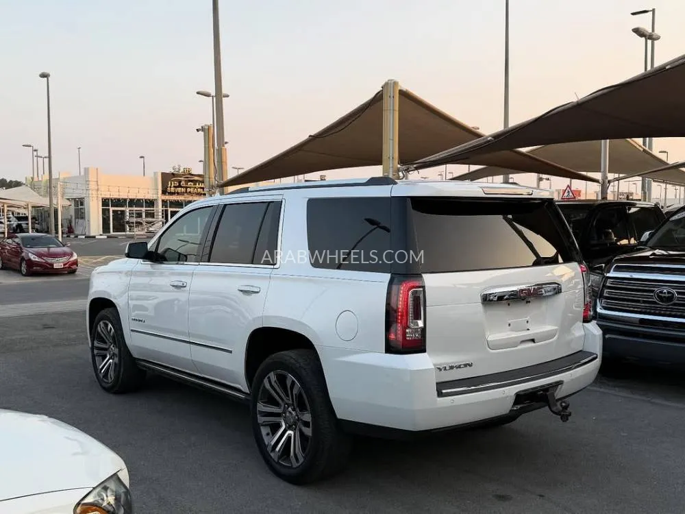 GMC Yukon 2018 for Sale in Sharjah Image-6