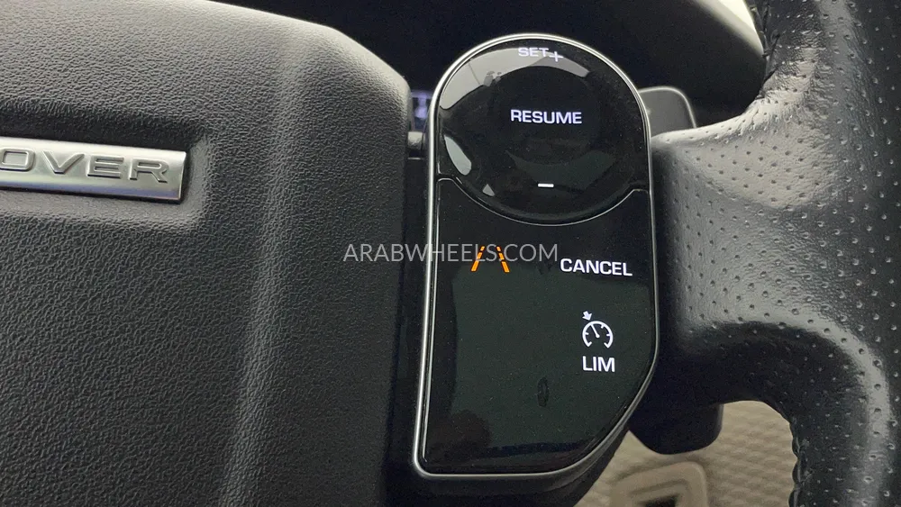 لاند روفر رينج روفر فيلار 2018 for Sale in دبي Image-50