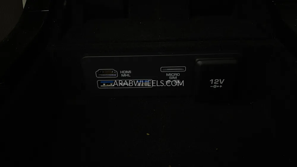 لاند روفر رينج روفر فيلار 2018 for Sale in دبي Image-57