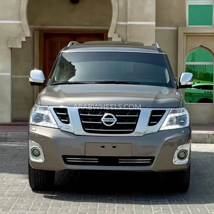 Nissan Patrol 2015 for Sale in Ajman Image-2