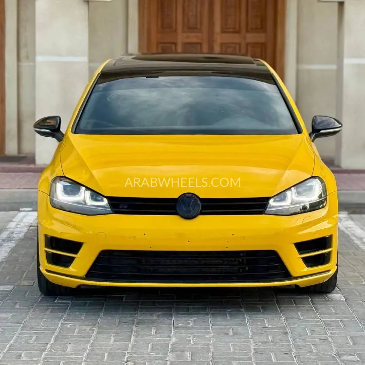 Volkswagen Golf R 2017 for Sale in Ajman Image-2