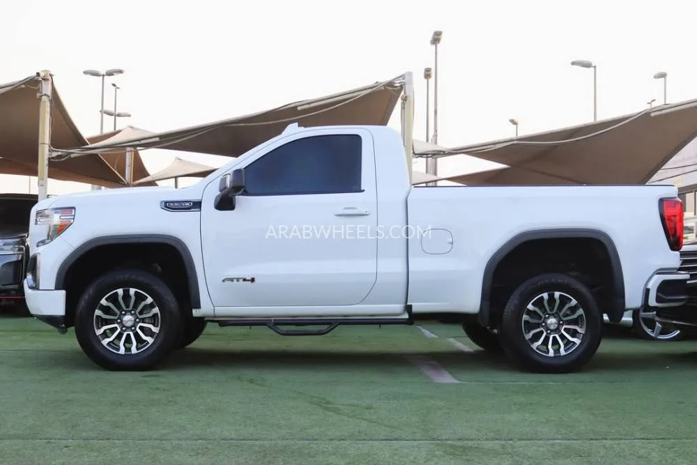 GMC Sierra 2020 for Sale in Sharjah Image-3