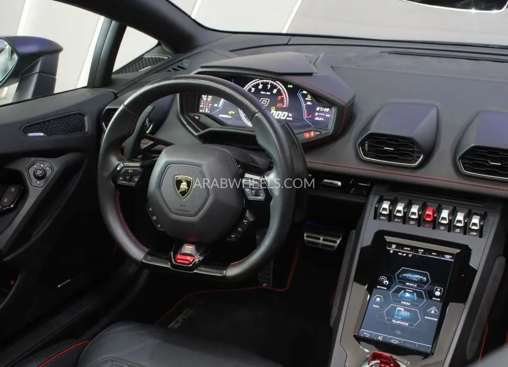 لامبورغيني هوراكان 2023 for Sale in دبي Image-17