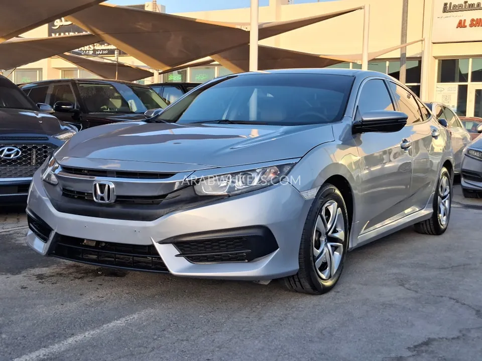 هوندا سيفيك 2016 for Sale in الشارقة Image-3