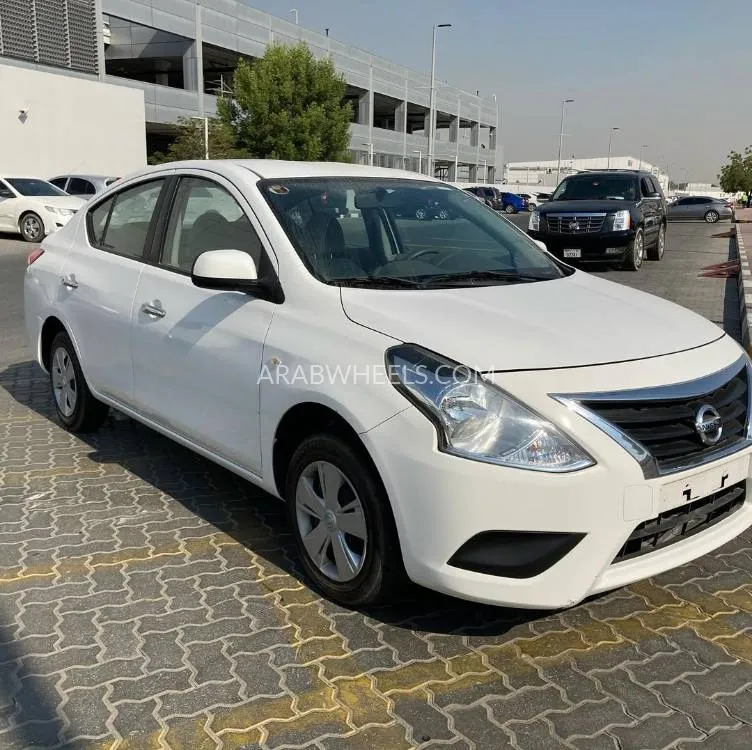 Nissan Sunny 2018 for Sale in Sharjah Image-3