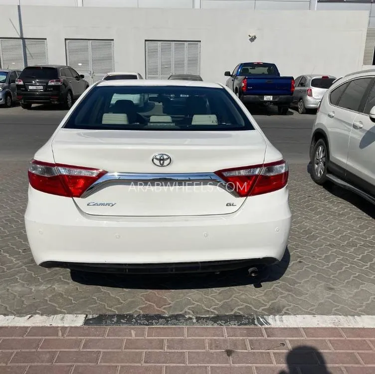 Toyota Camry 2017 for Sale in Sharjah Image-4