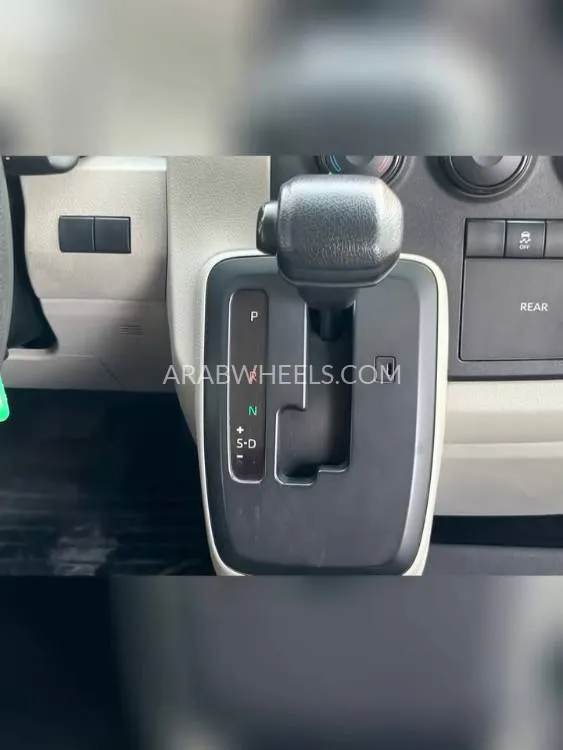 تويوتا هايس 2021 for Sale in رأس الخيمة Image-31