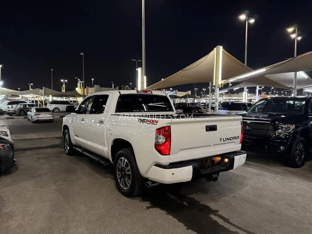 تويوتا تندرا 2017 for Sale in الشارقة Image-6