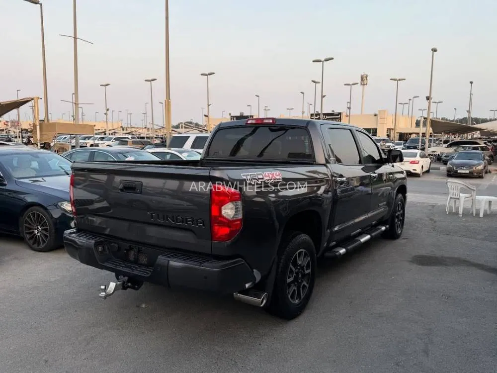 تويوتا تندرا 2017 for Sale in الشارقة Image-4