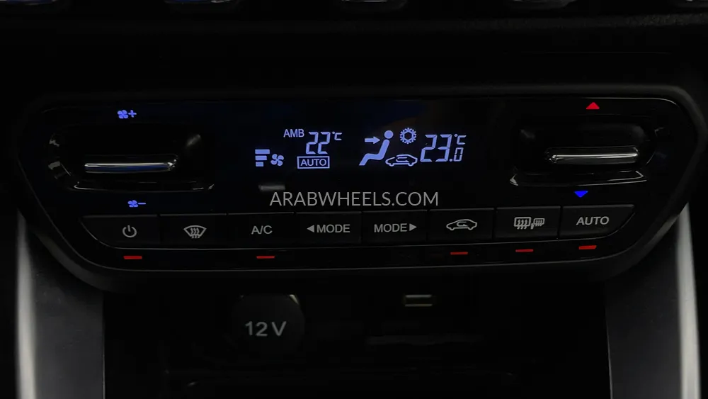 Chevrolet Groove 2023 for Sale in Dubai Image-42