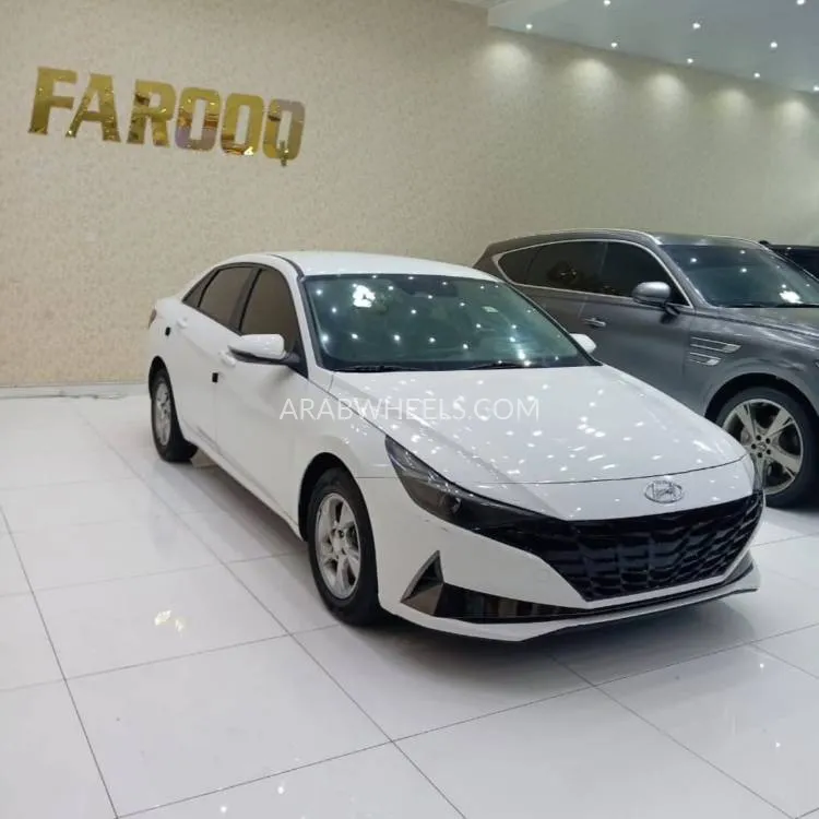 Hyundai Avante 2021 for Sale in Ajman Image-3