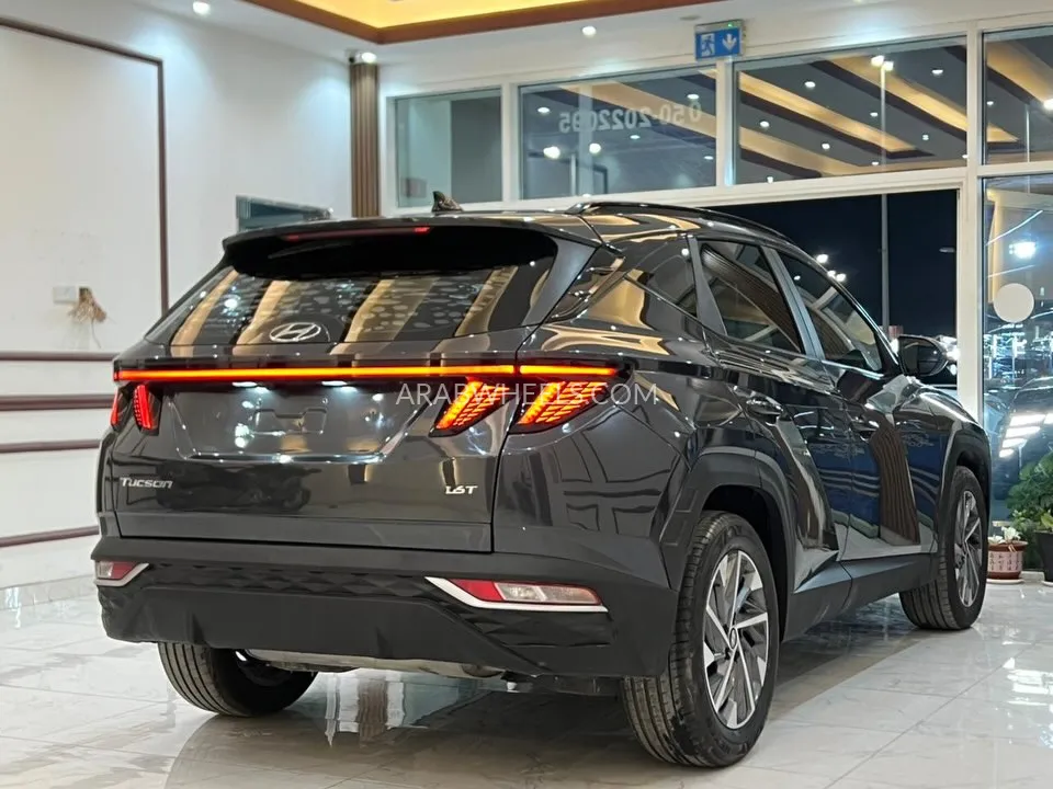 Hyundai Tucson 2022 for Sale in Fujairah Image-10