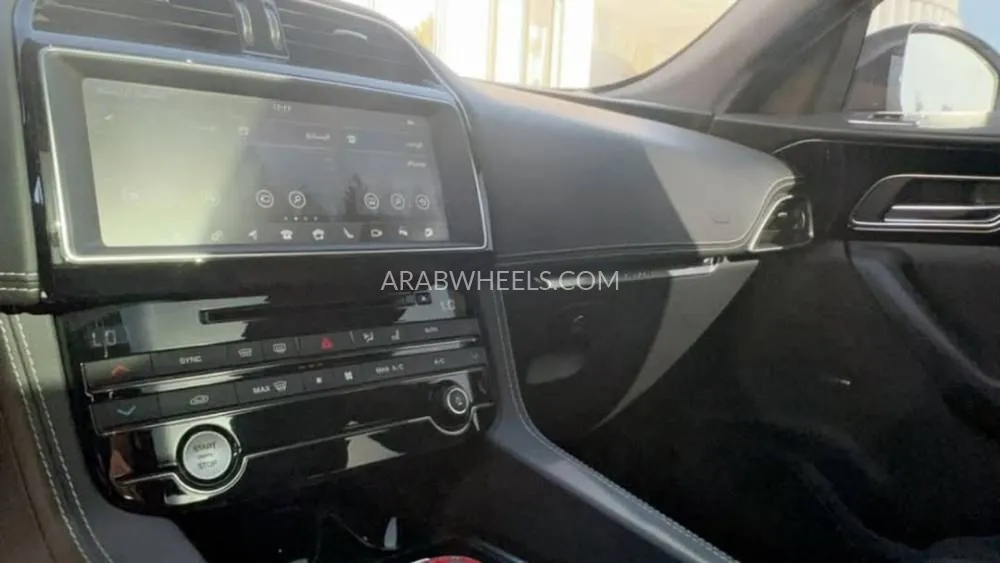 Jaguar F Pace 2019 for Sale in Sharjah Image-5