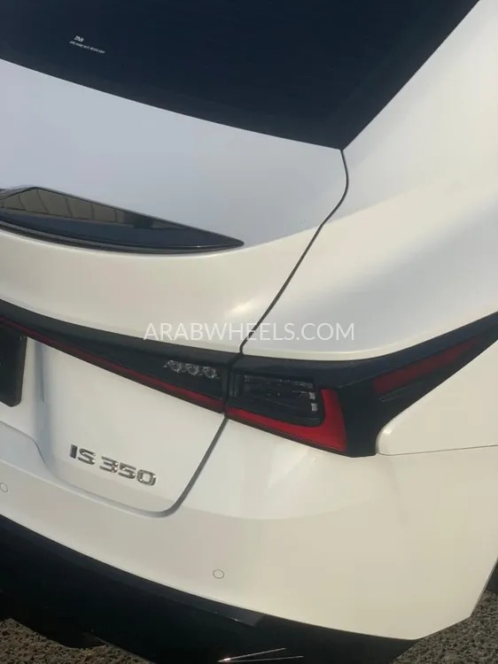 Lexus IS 2022 for Sale in Ajman Image-19