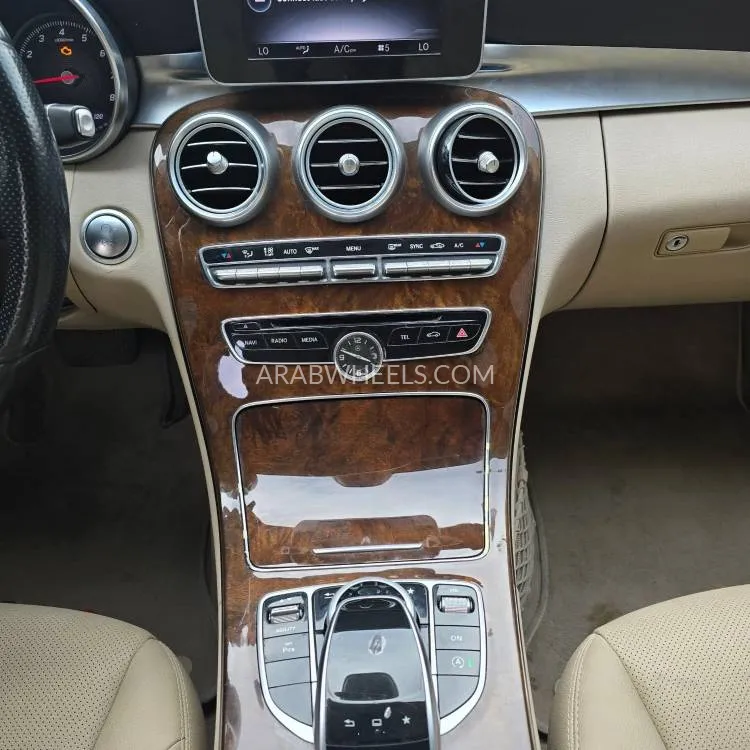 Mercedes Benz C Class 2015 for Sale in Dubai Image-8