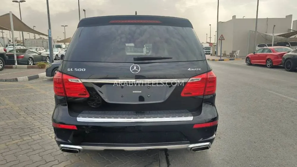 Mercedes Benz GL Class 2016 for Sale in Sharjah Image-5