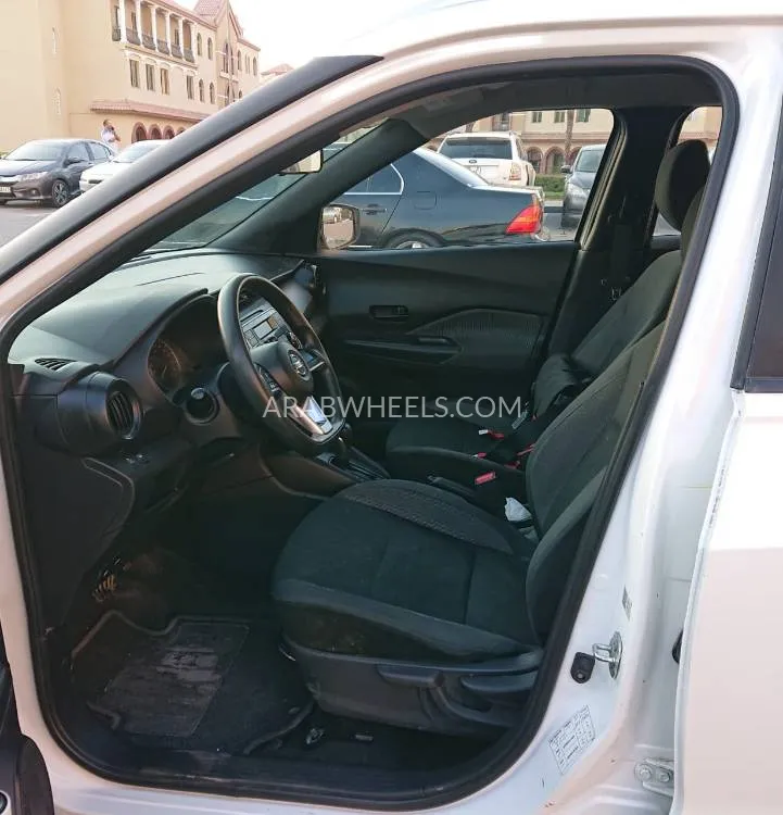 Nissan Kicks 2020 for Sale in Ajman Image-8
