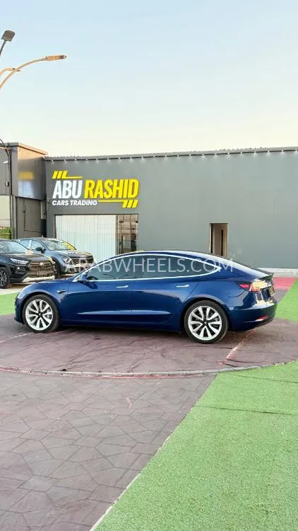 Tesla Model 3 2020 for Sale in Ajman Image-6