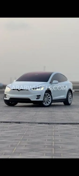 Tesla Model X 2018 for Sale in Ajman Image-2