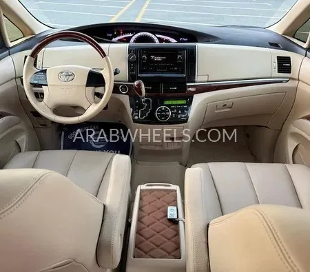 Toyota Previa 2020 for Sale in Dubai Image-3