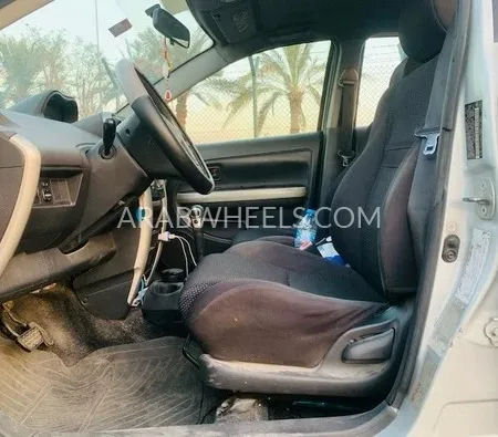 Toyota xA 2006 for Sale in Dubai Image-4