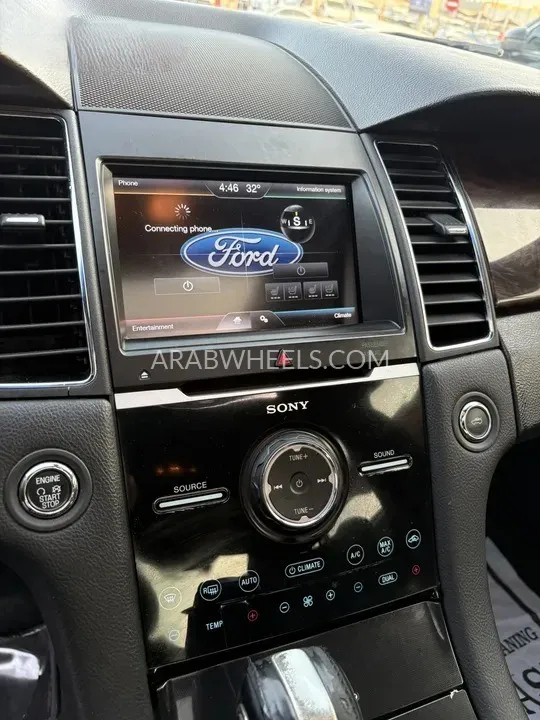 Ford Taurus 2016 for Sale in Sharjah Image-18