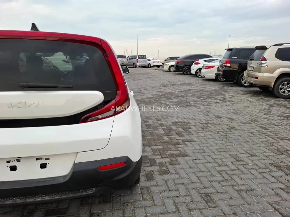 Kia Soul 2022 for Sale in Ajman Image-11