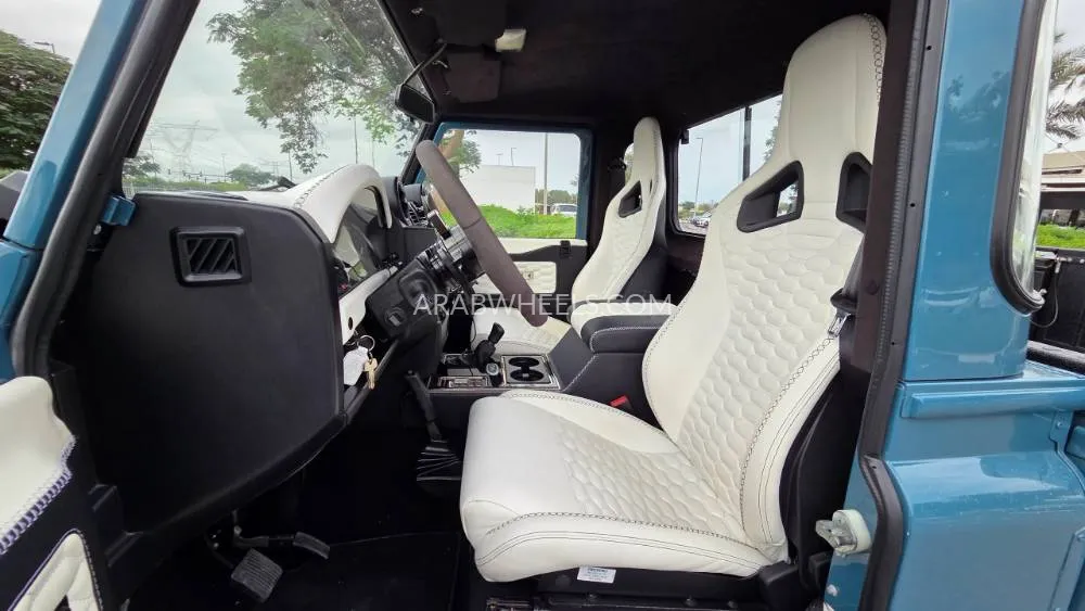 Land Rover Defender 2010 for Sale in Dubai Image-9