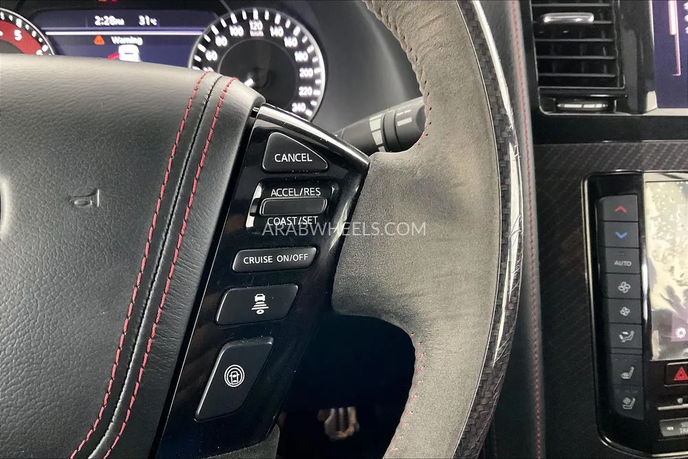 Nissan Patrol 2021 for Sale in Dubai Image-23