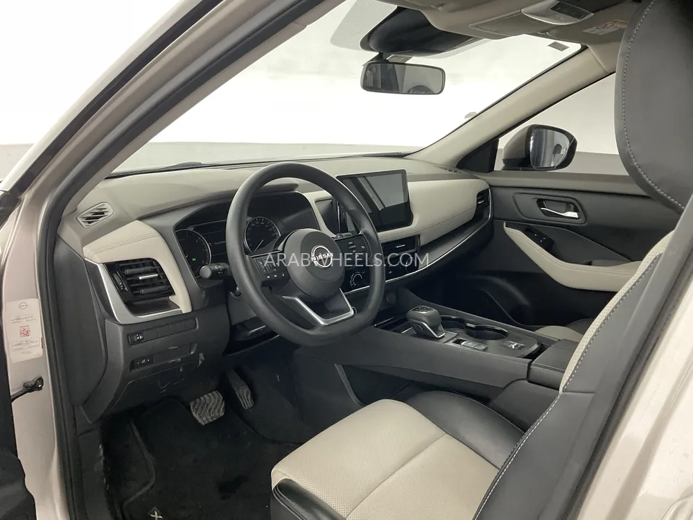 Nissan X-Trail 2023 for Sale in Dubai Image-8