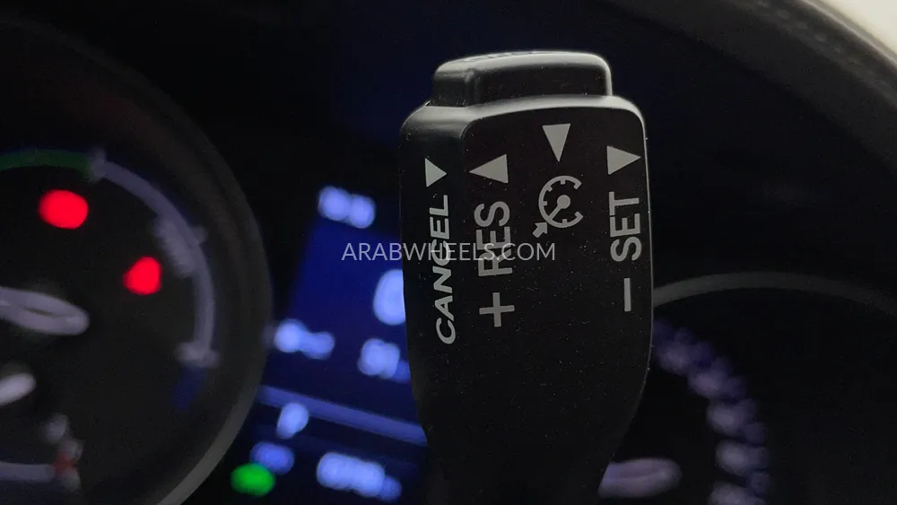 Toyota C-HR 2023 for Sale in Dubai Image-20