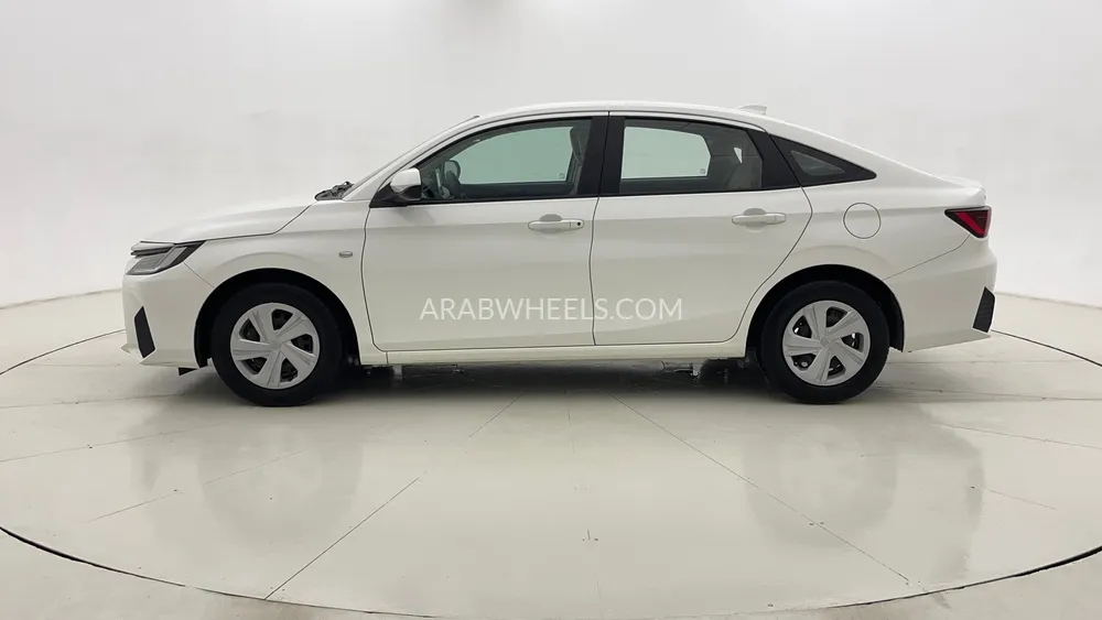 Toyota Yaris 2024 for Sale in Dubai Image-6