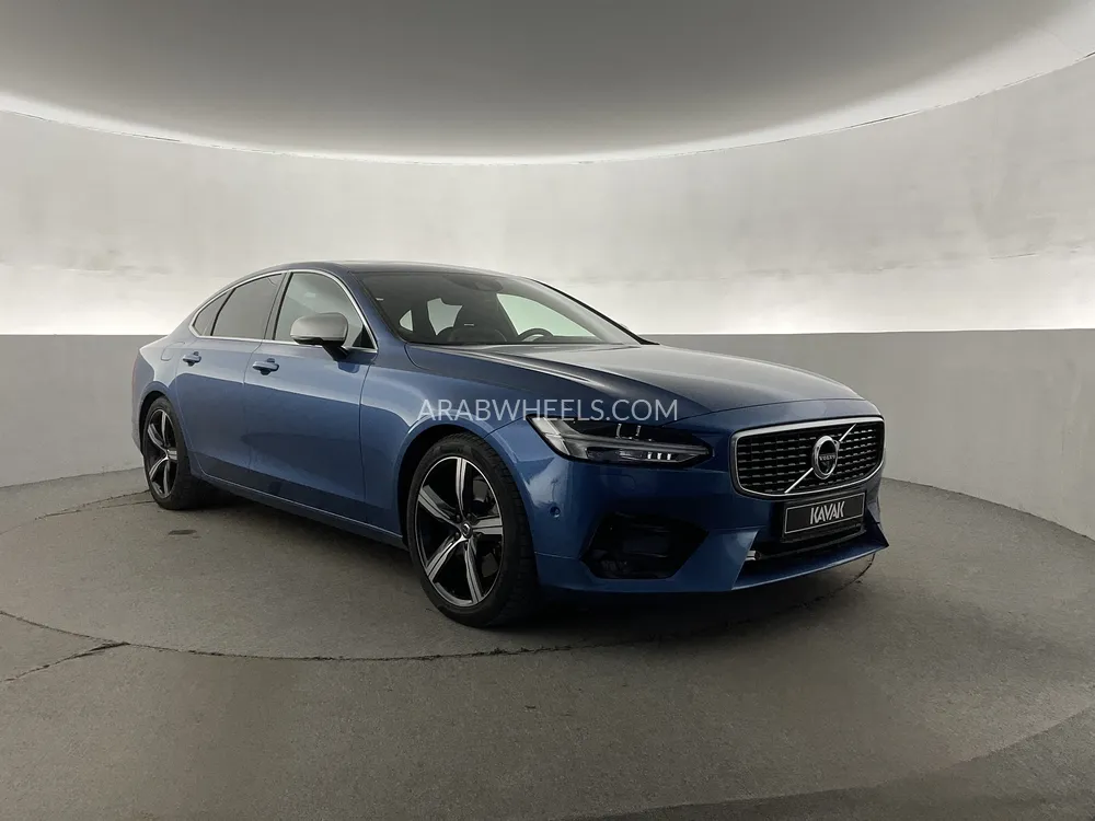 Volvo S90 2018 for Sale in Sharjah Image-3