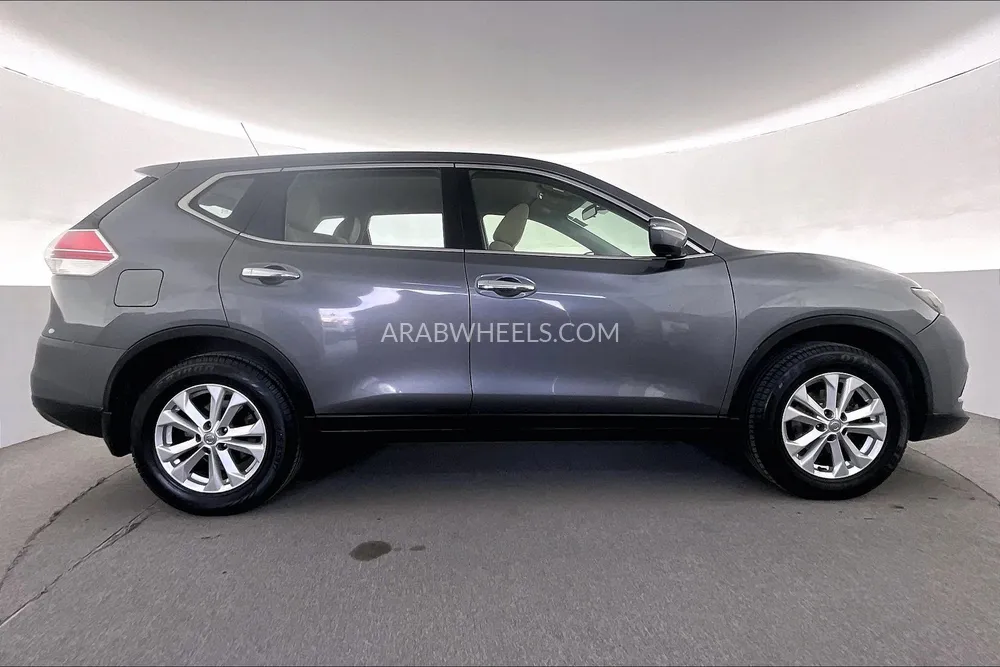 Nissan X-Trail 2016 for Sale in Sharjah Image-8