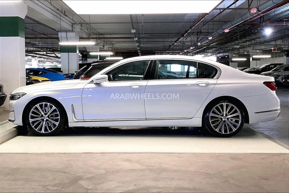 BMW 7 series 2020 for Sale in Sharjah Image-8