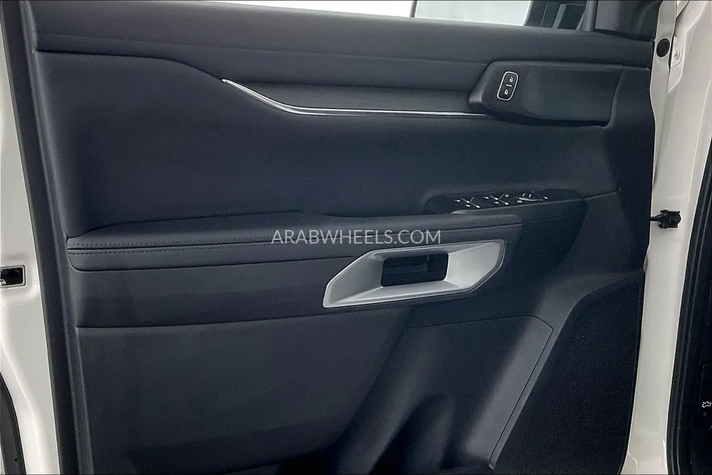 فورد إيفرست 2024 for Sale in الشارقة Image-19