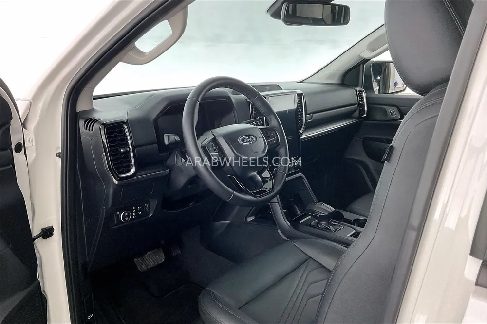 فورد إيفرست 2024 for Sale in الشارقة Image-26