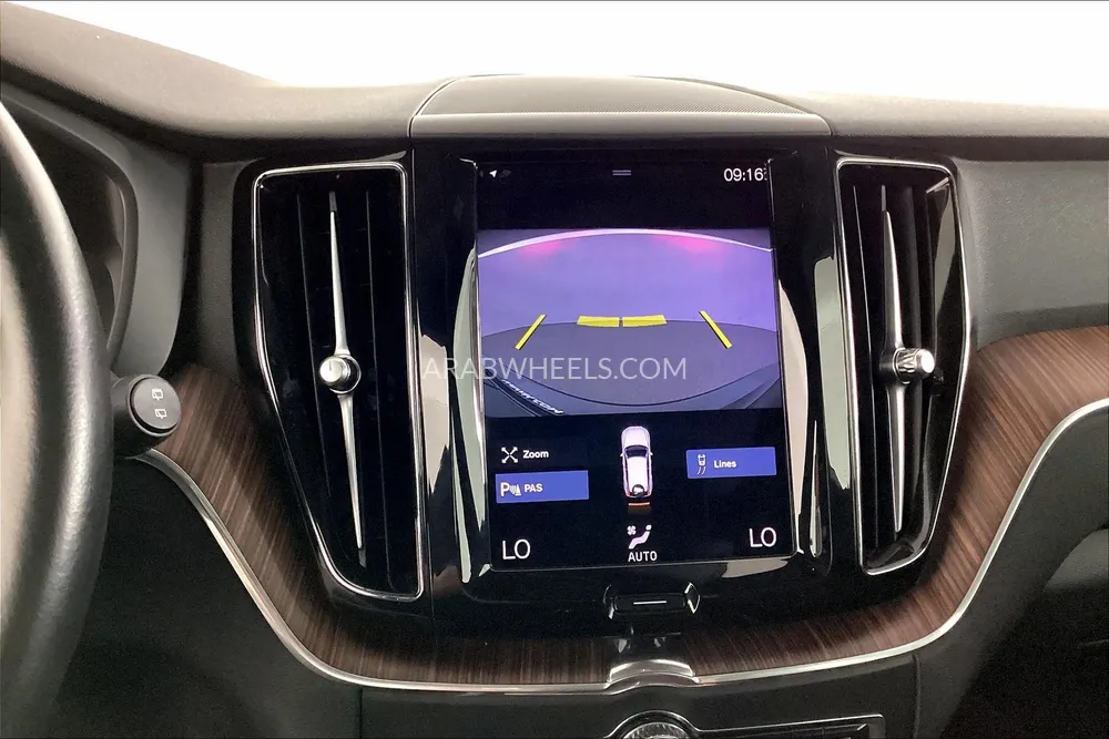 فولفو إكس سي 60 2021 for Sale in الشارقة Image-17