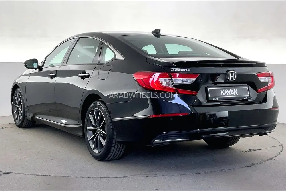 Honda Accord 2022 for Sale in Dubai Image-4