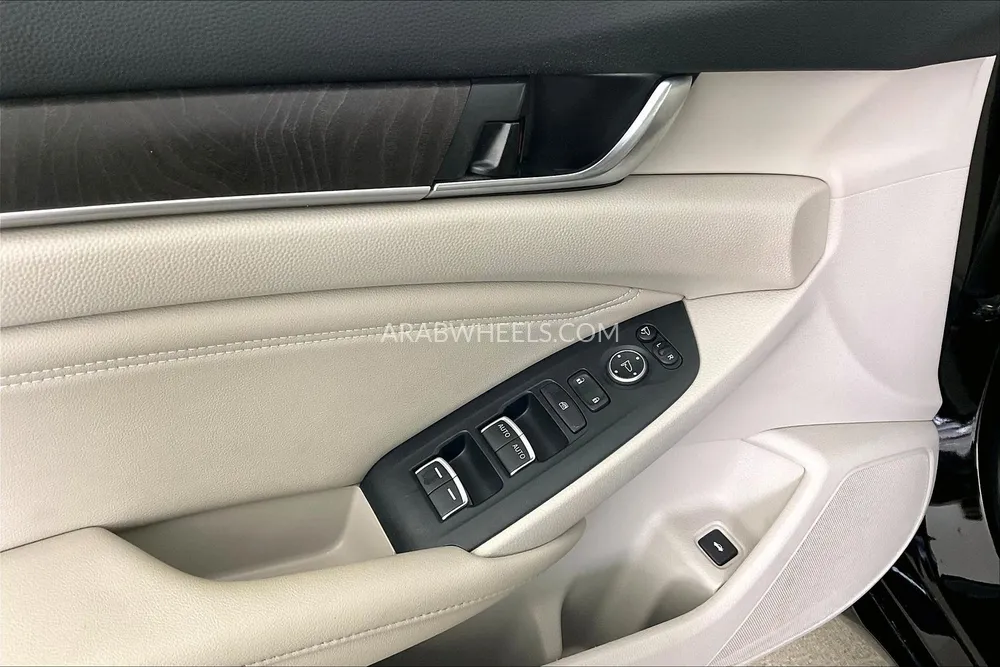 Honda Accord 2022 for Sale in Dubai Image-38