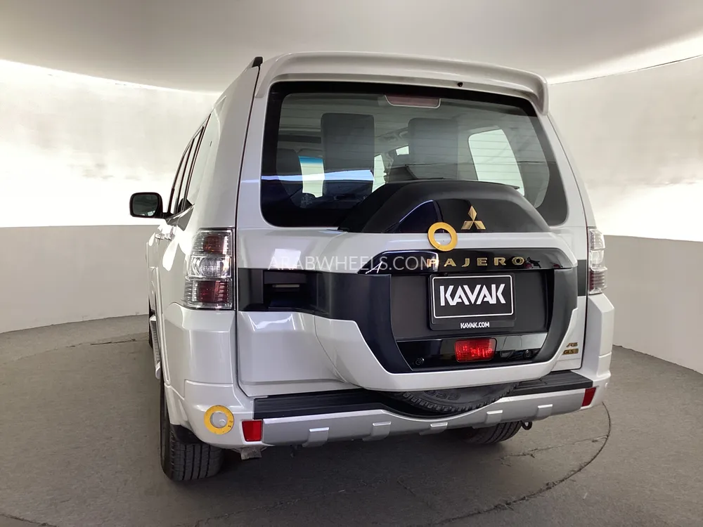 Mitsubishi Pajero 2022 for Sale in Dubai Image-29