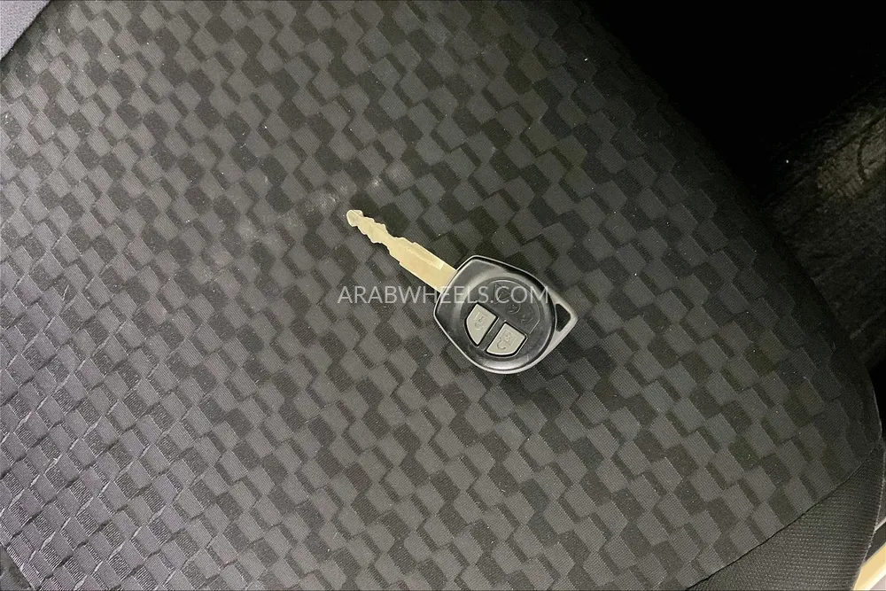 Suzuki Jimny 2023 for Sale in Sharjah Image-17