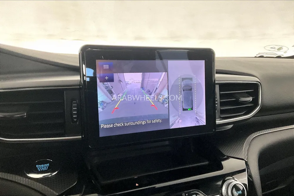 Ford Explorer 2022 for Sale in Dubai Image-17