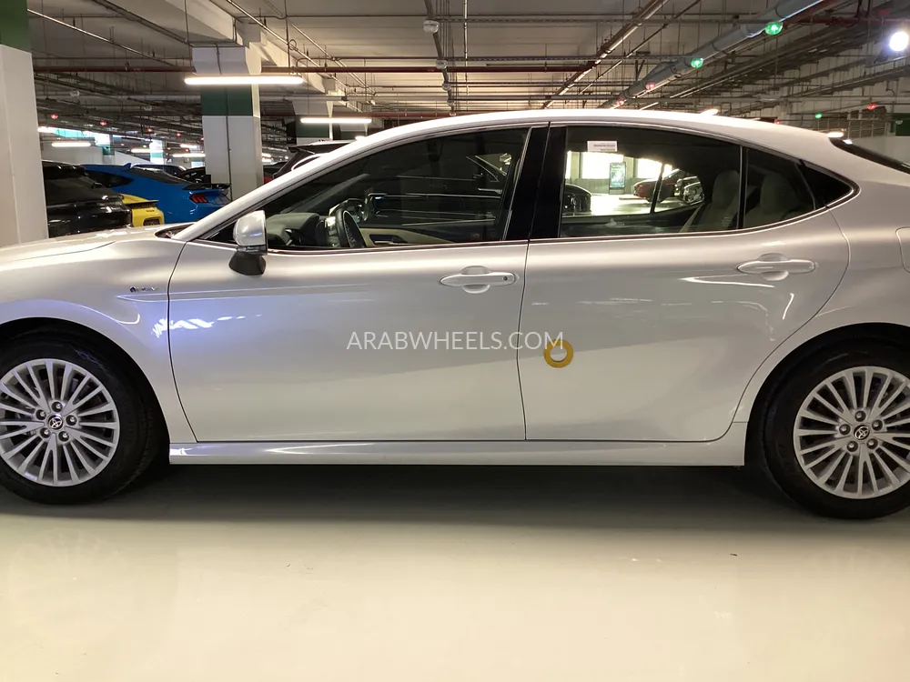تويوتا كامري 2025 for Sale in الشارقة Image-27