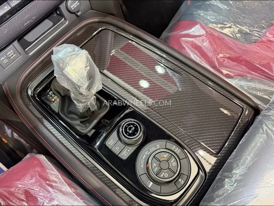 Nissan Patrol 2021 for Sale in Abu Dhabi Image-12