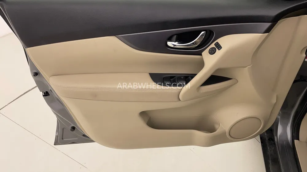 Nissan X-Trail 2017 for Sale in Dubai Image-19