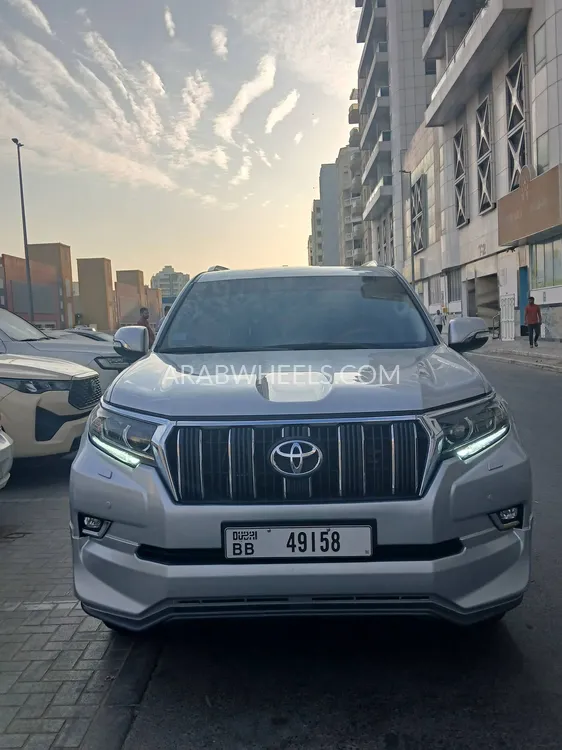 تويوتا لاند كروزر برادو 2019 for Sale in دبي Image-2