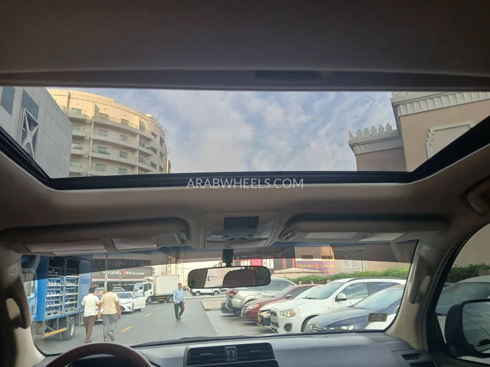 تويوتا لاند كروزر برادو 2019 for Sale in دبي Image-16