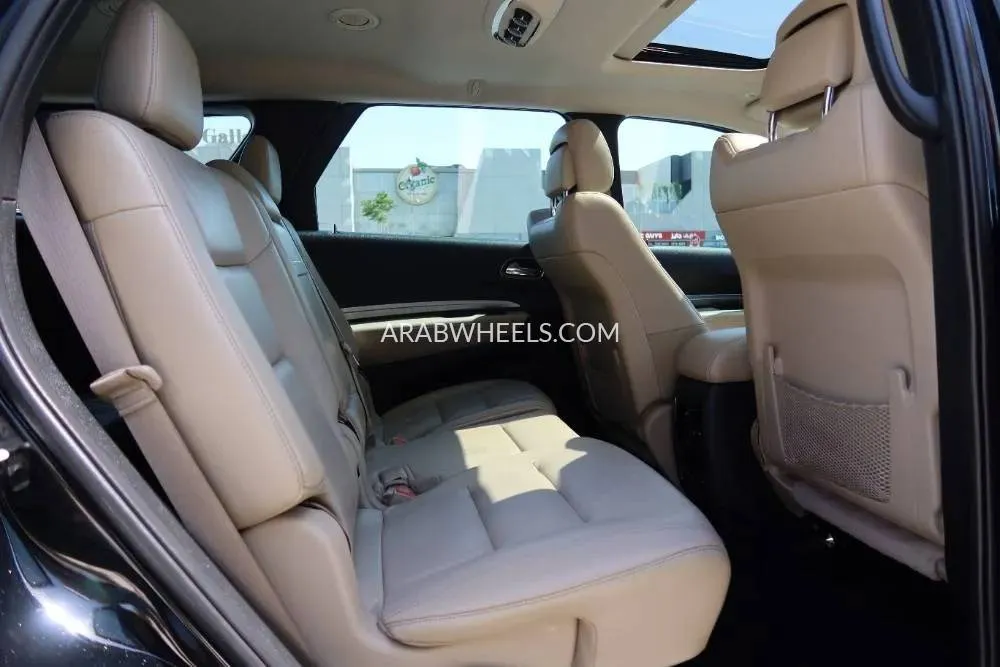 دودج دورانجو 2019 for Sale in دبي Image-19